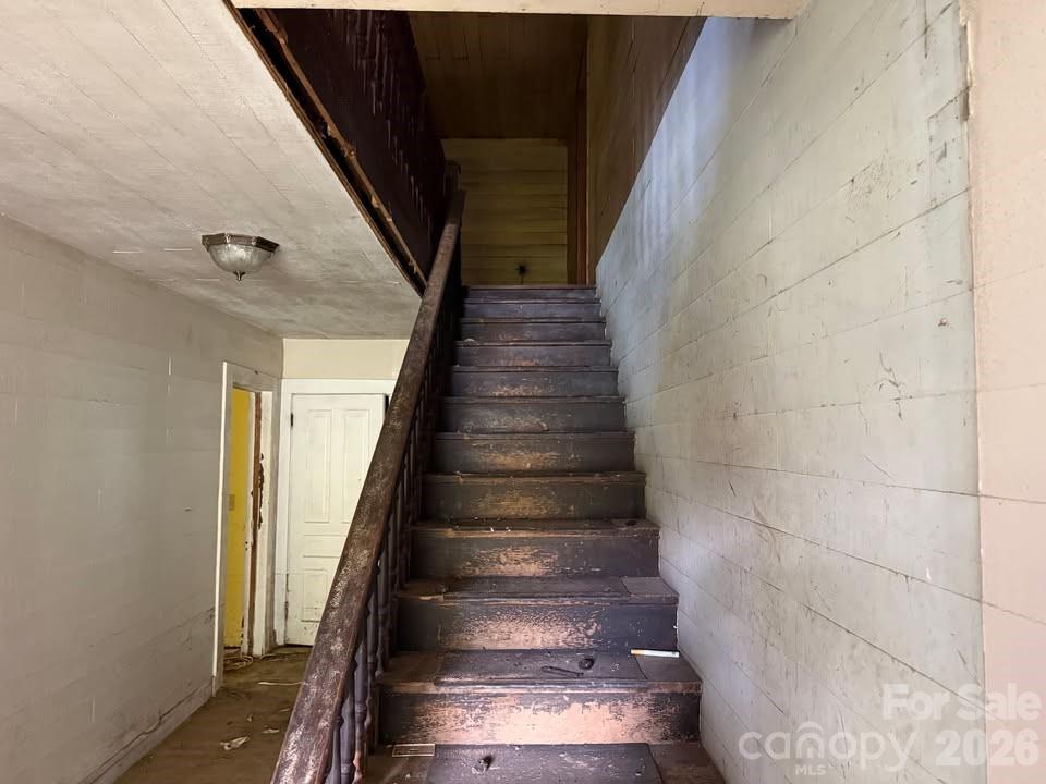 166 Old Helton School Road Lansing NC 28643