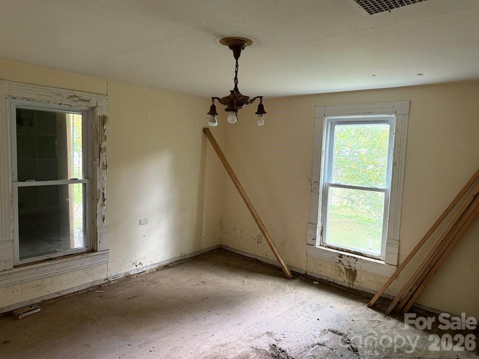 166 Old Helton School Road Lansing NC 28643