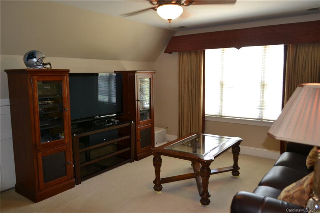 11224 Megwood Drive Charlotte NC 28277