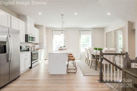 1828 Woodlands Pointe Drive Charlotte NC 28216