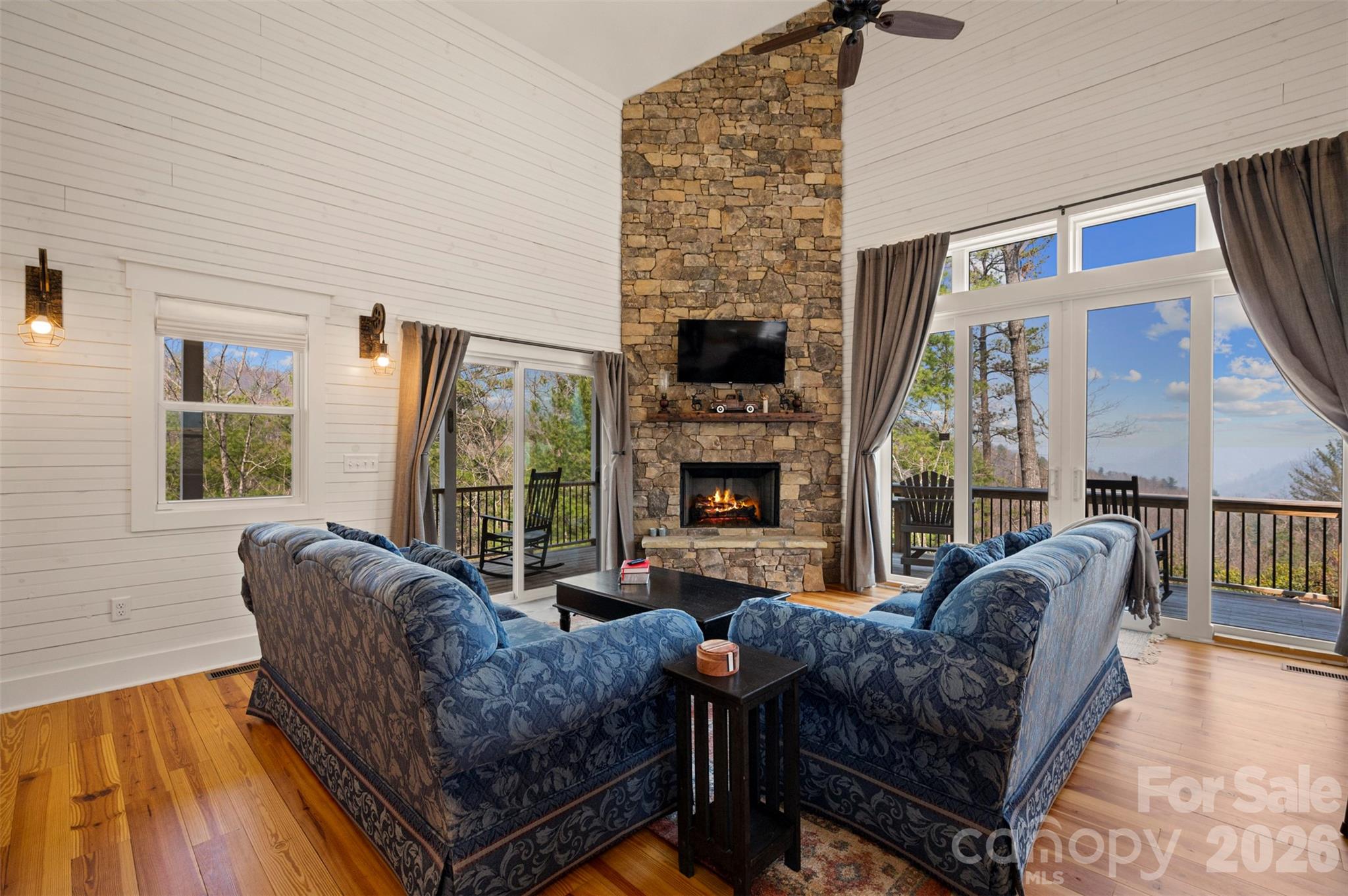 823 Silverstone Drive Hendersonville NC 28792