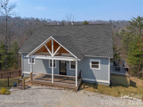 823 Silverstone Drive Hendersonville NC 28792