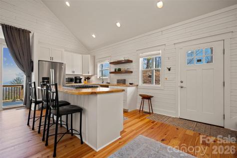 823 Silverstone Drive Hendersonville NC 28792