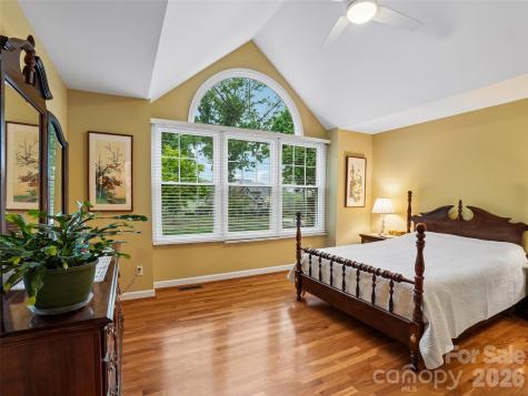 38 Forest Knoll Drive Weaverville NC 28787