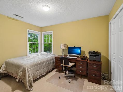 38 Forest Knoll Drive Weaverville NC 28787