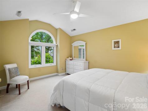 38 Forest Knoll Drive Weaverville NC 28787