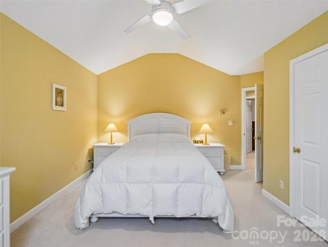 38 Forest Knoll Drive Weaverville NC 28787