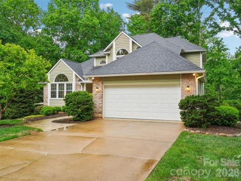 38 Forest Knoll Drive Weaverville NC 28787