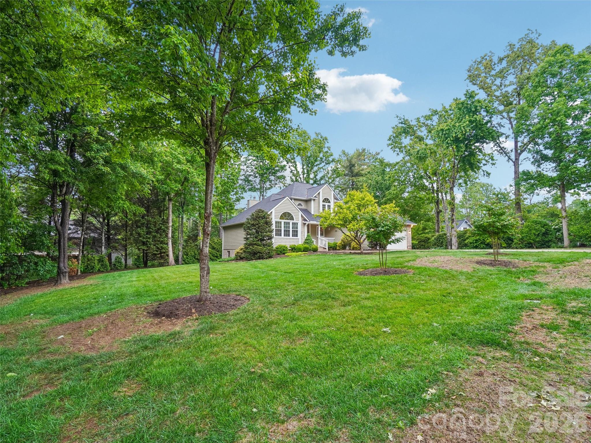 38 Forest Knoll Drive Weaverville NC 28787