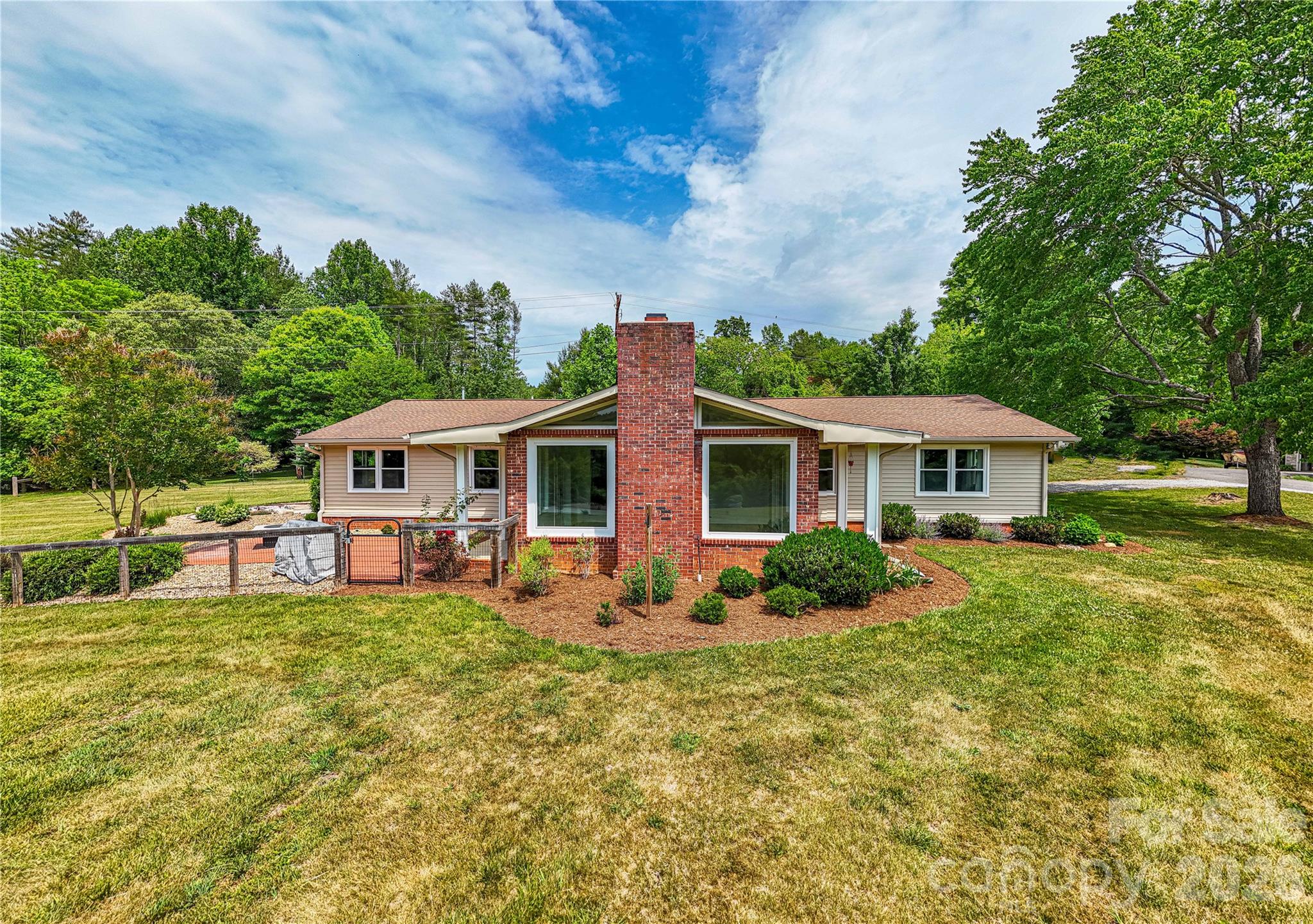 15 Bowman Ridge Road Hendersonville NC 28739