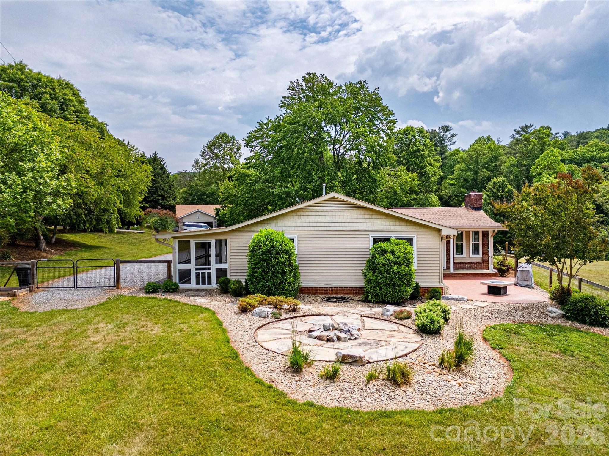 15 Bowman Ridge Road Hendersonville NC 28739