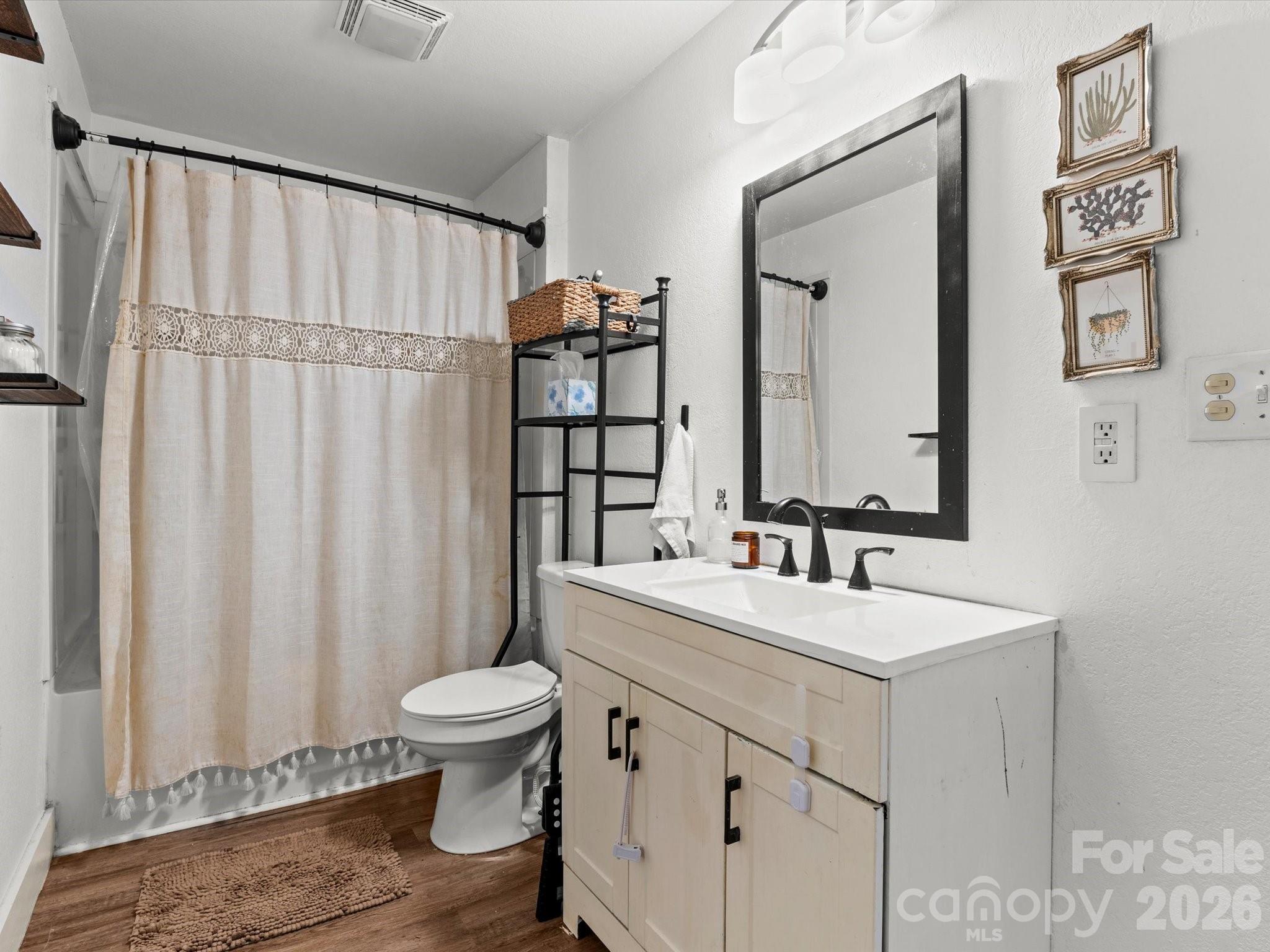 12 Maple Lane Arden NC 28704