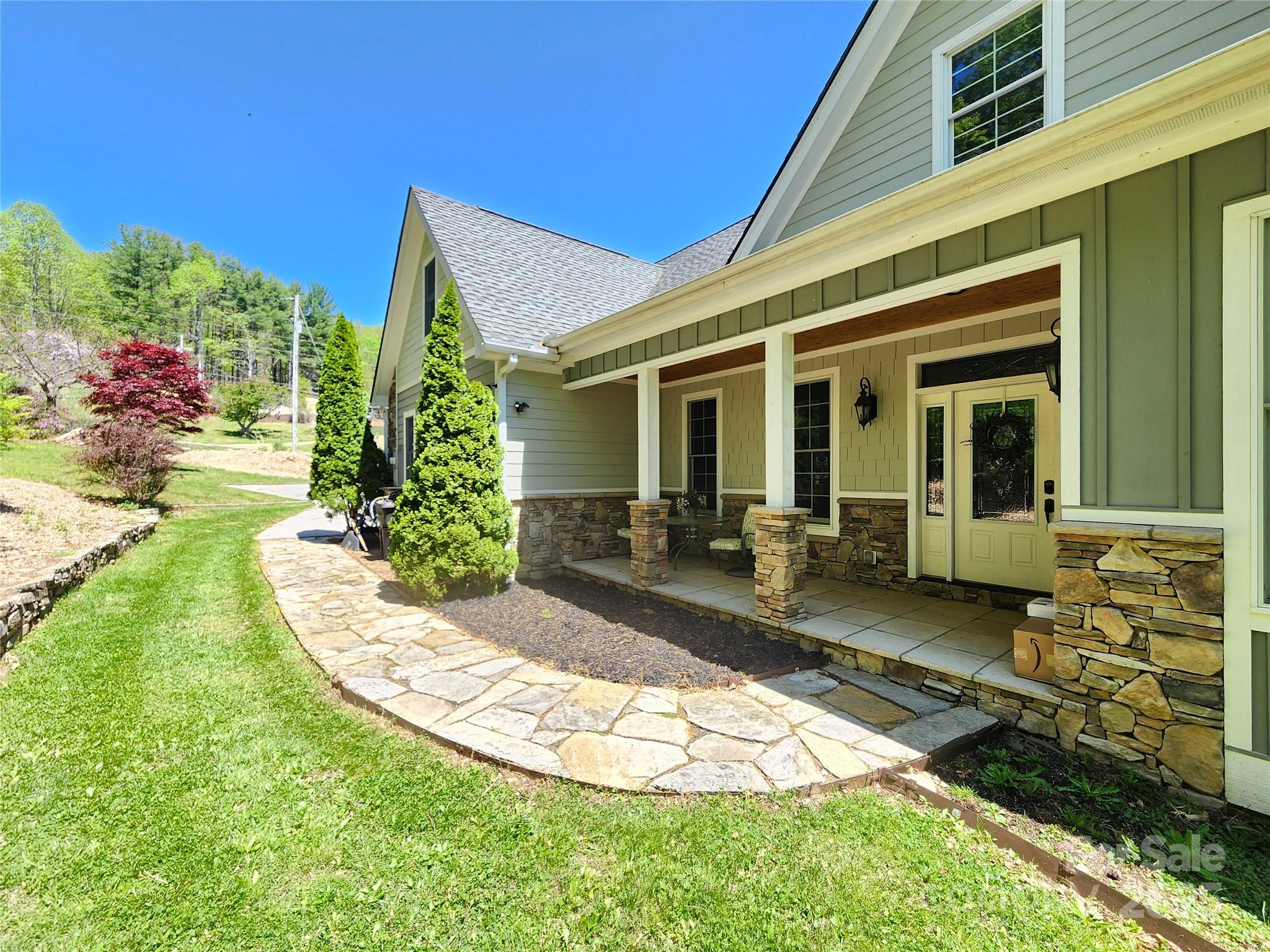 521 Hobson Road Bakersville NC 28705