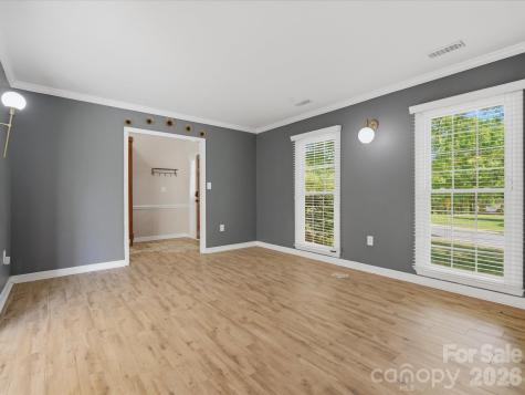 9437 Fairmead Drive Charlotte NC 28269