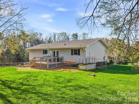 107 Edgewood Court Arden NC 28704