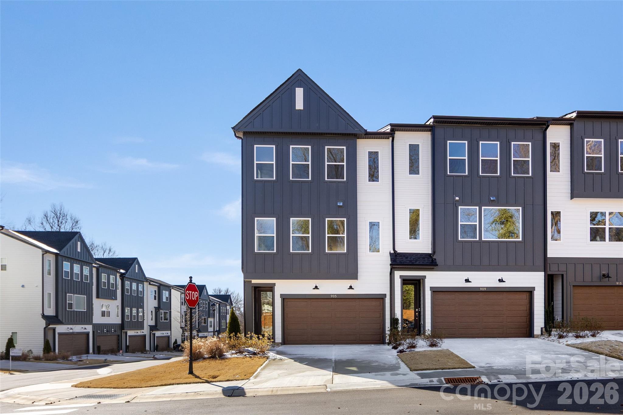 905 Archway Lane Charlotte NC 28217