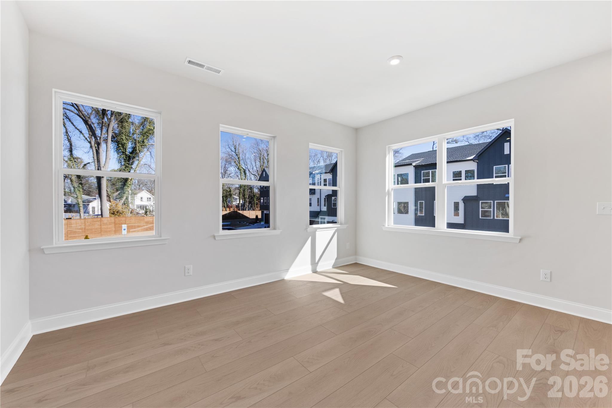 905 Archway Lane Charlotte NC 28217
