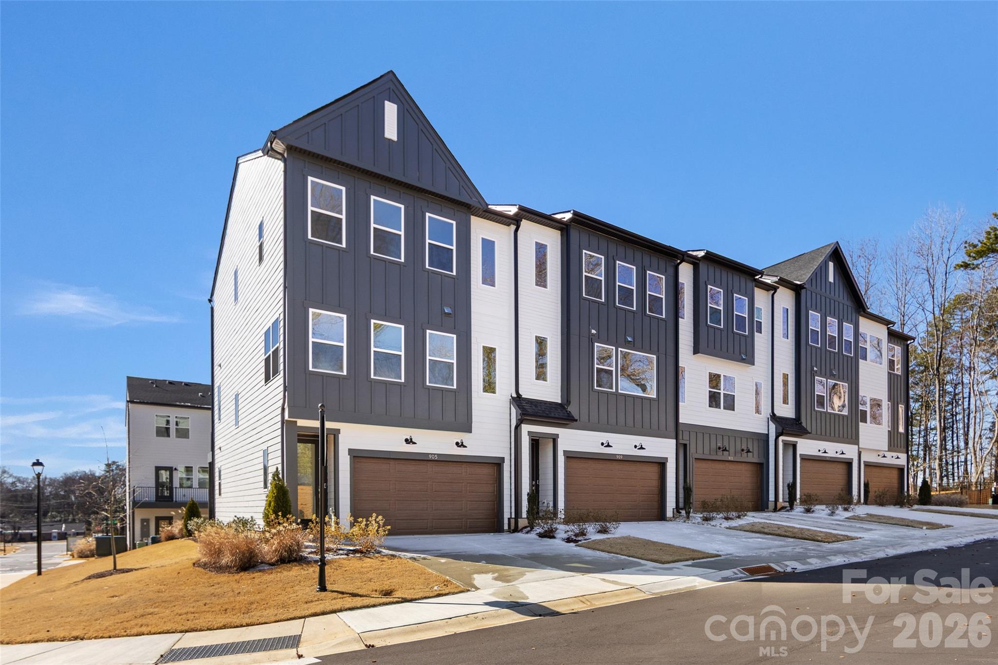905 Archway Lane Charlotte NC 28217
