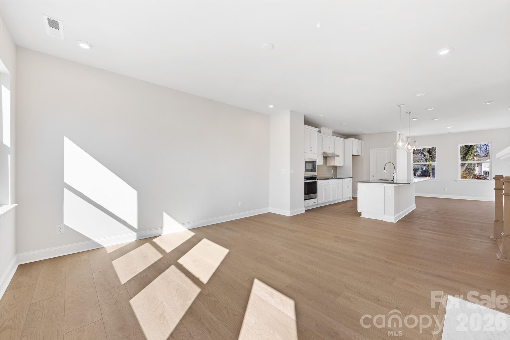 905 Archway Lane Charlotte NC 28217