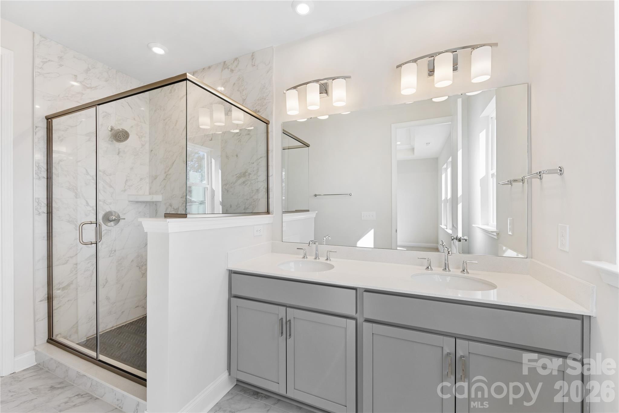 905 Archway Lane Charlotte NC 28217