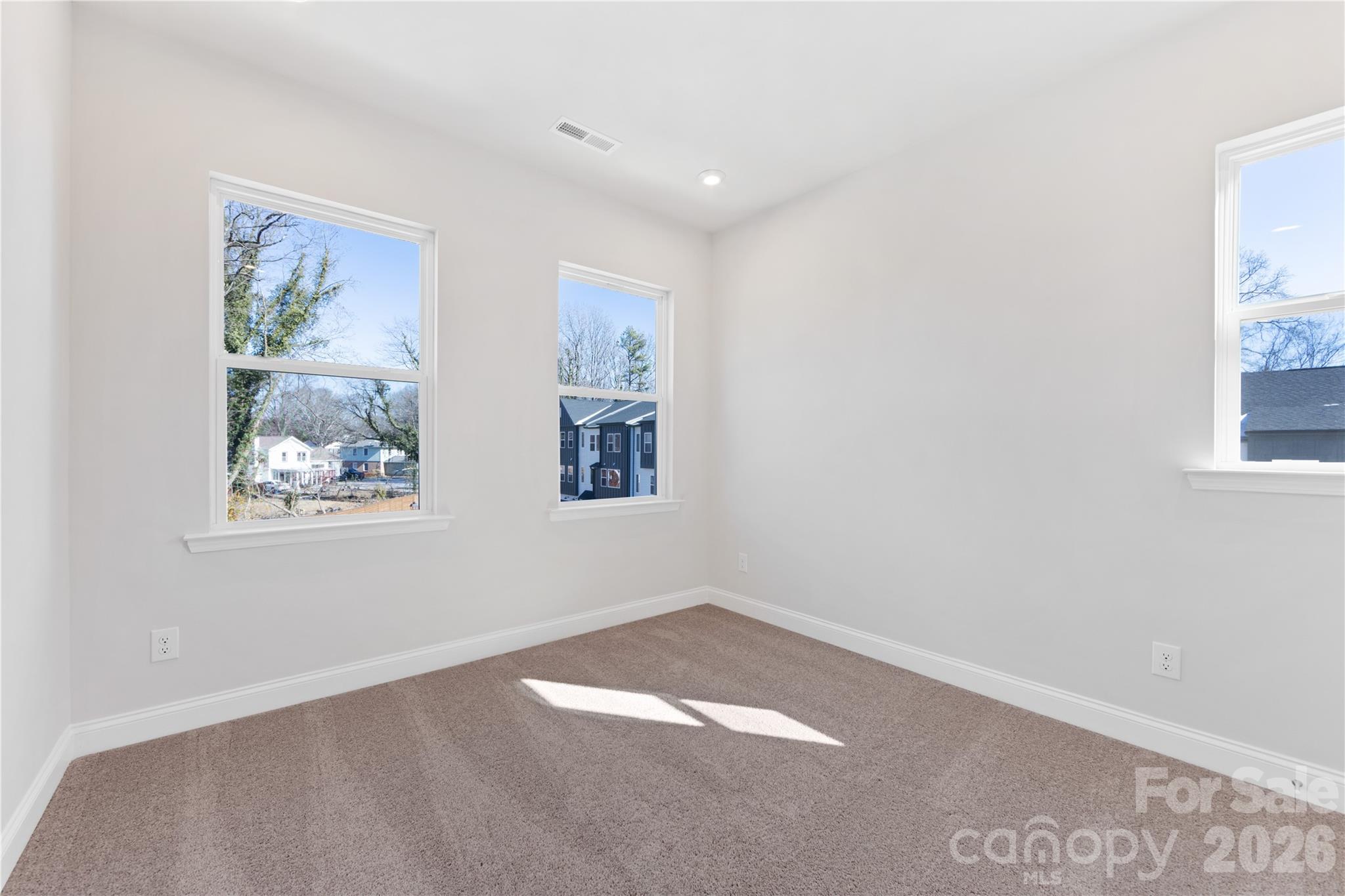 905 Archway Lane Charlotte NC 28217
