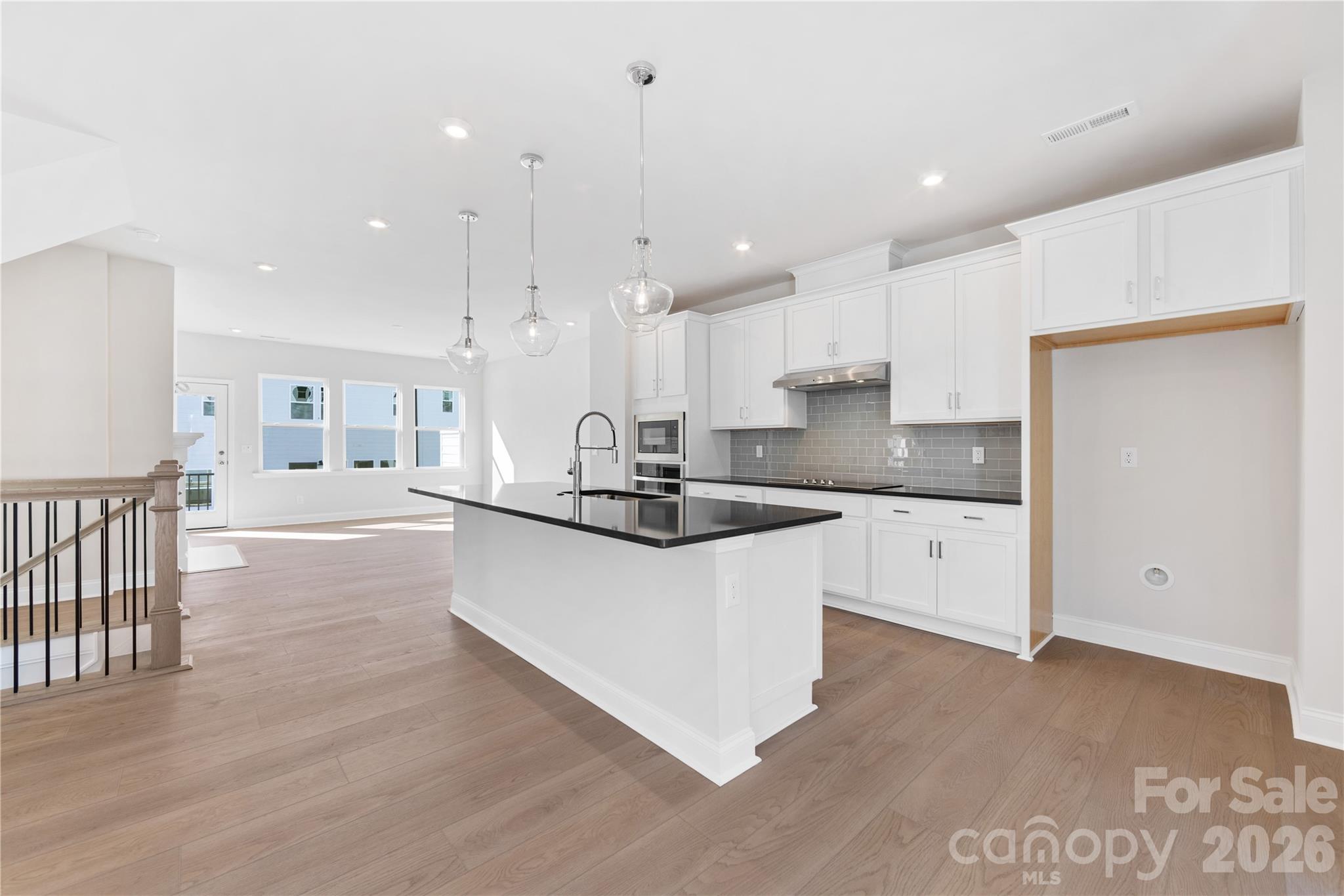 905 Archway Lane Charlotte NC 28217