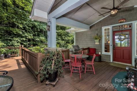 322 Crestview Drive Black Mountain NC 28711
