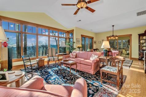 322 Crestview Drive Black Mountain NC 28711