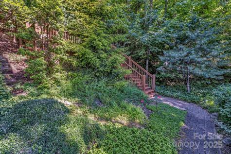 322 Crestview Drive Black Mountain NC 28711