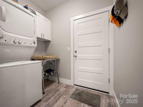 43 Middle Street Hendersonville NC 28792