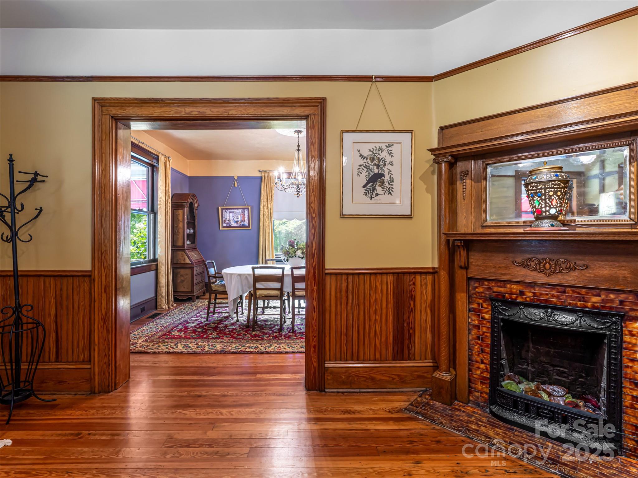 9 W Street Extension Asheville NC 28801