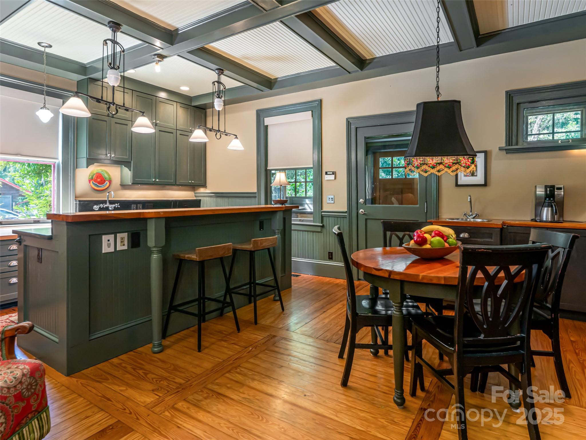 9 W Street Extension Asheville NC 28801