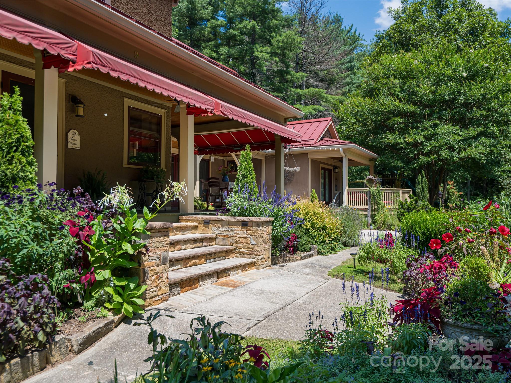 9 W Street Extension Asheville NC 28801