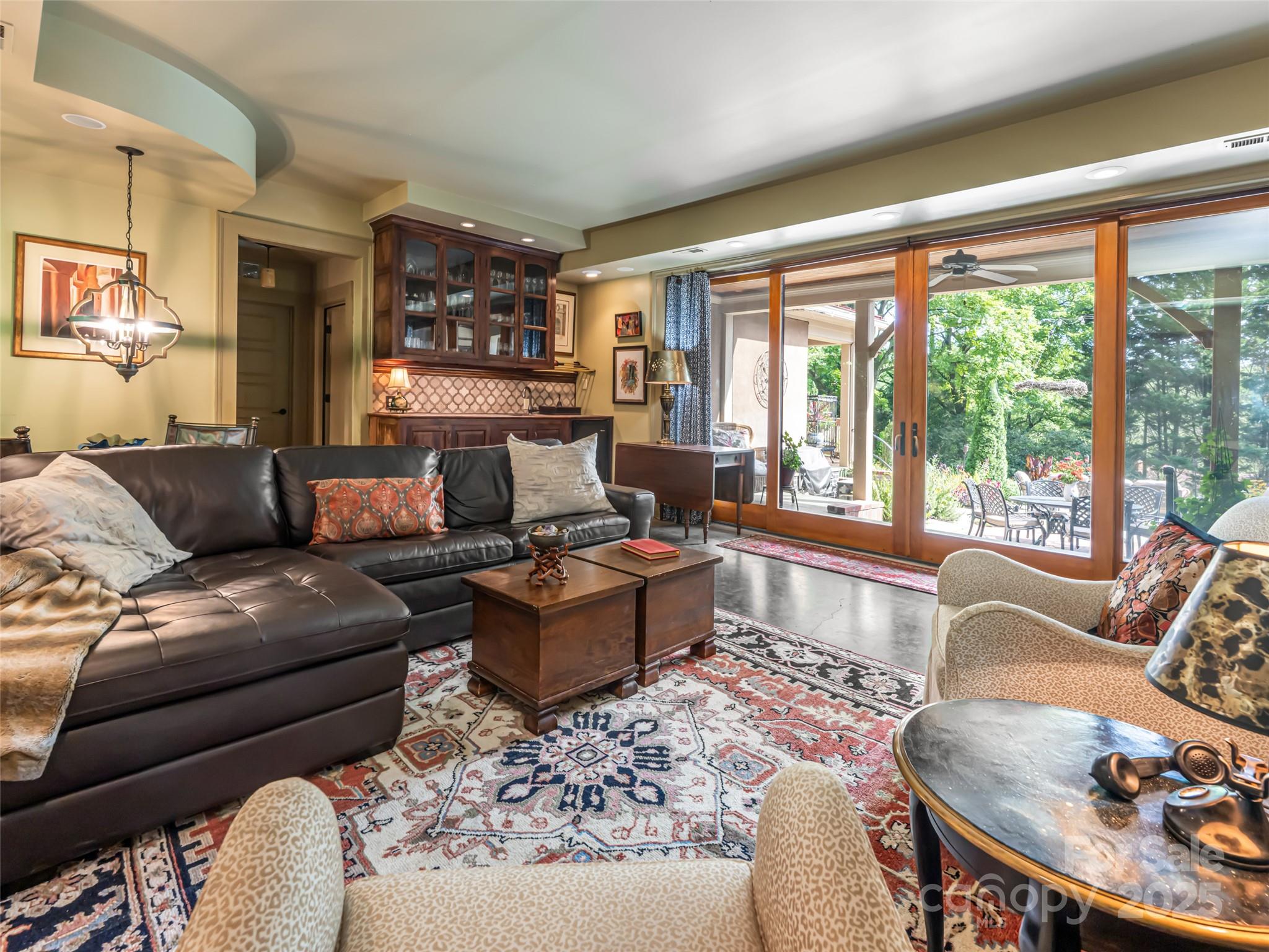 9 W Street Extension Asheville NC 28801