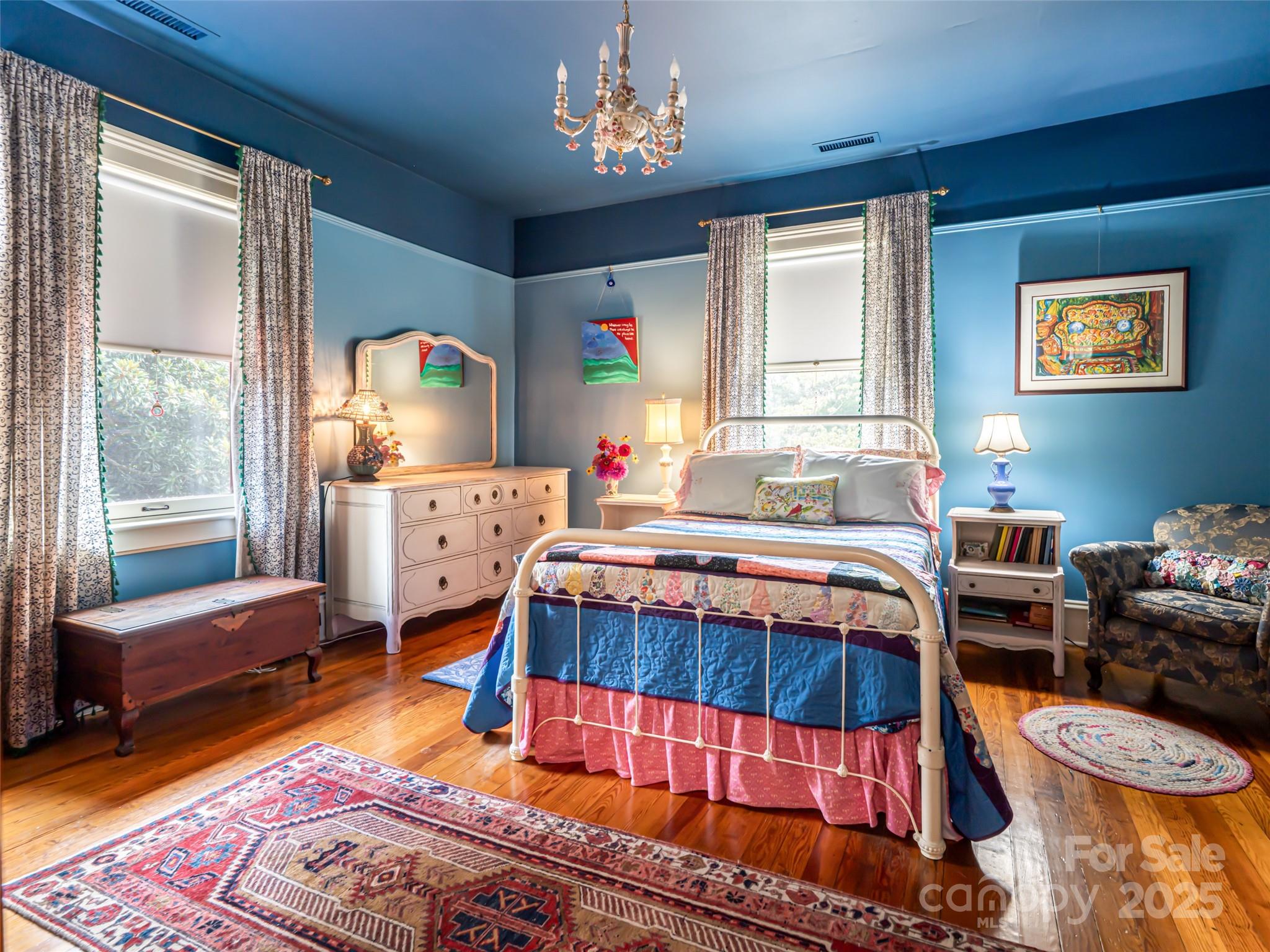 9 W Street Extension Asheville NC 28801