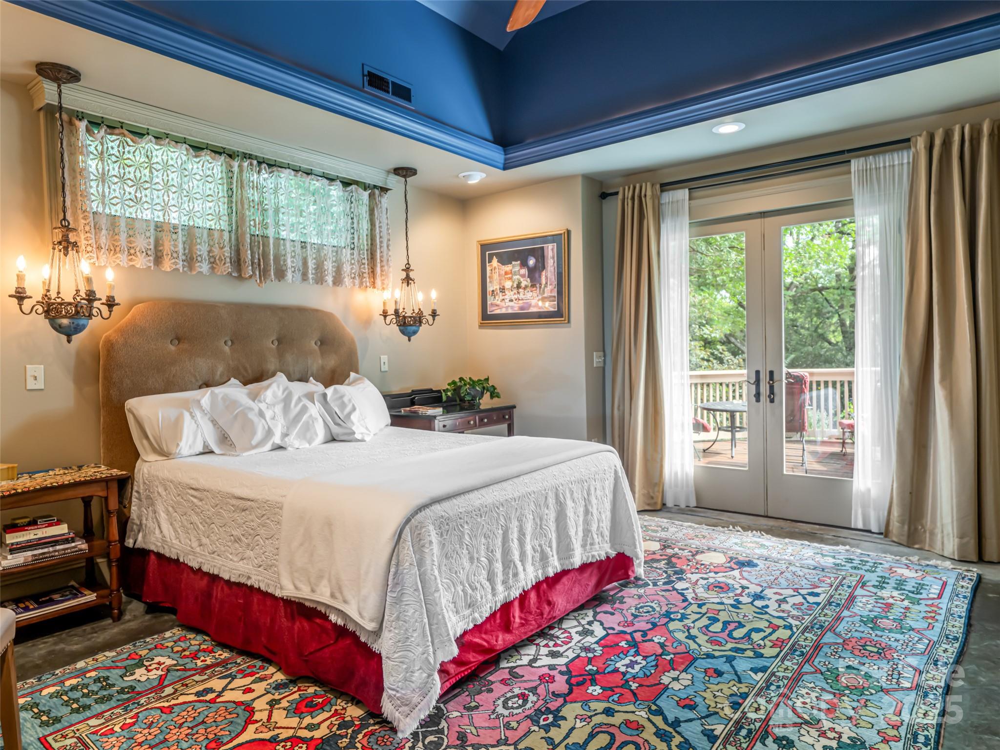 9 W Street Extension Asheville NC 28801