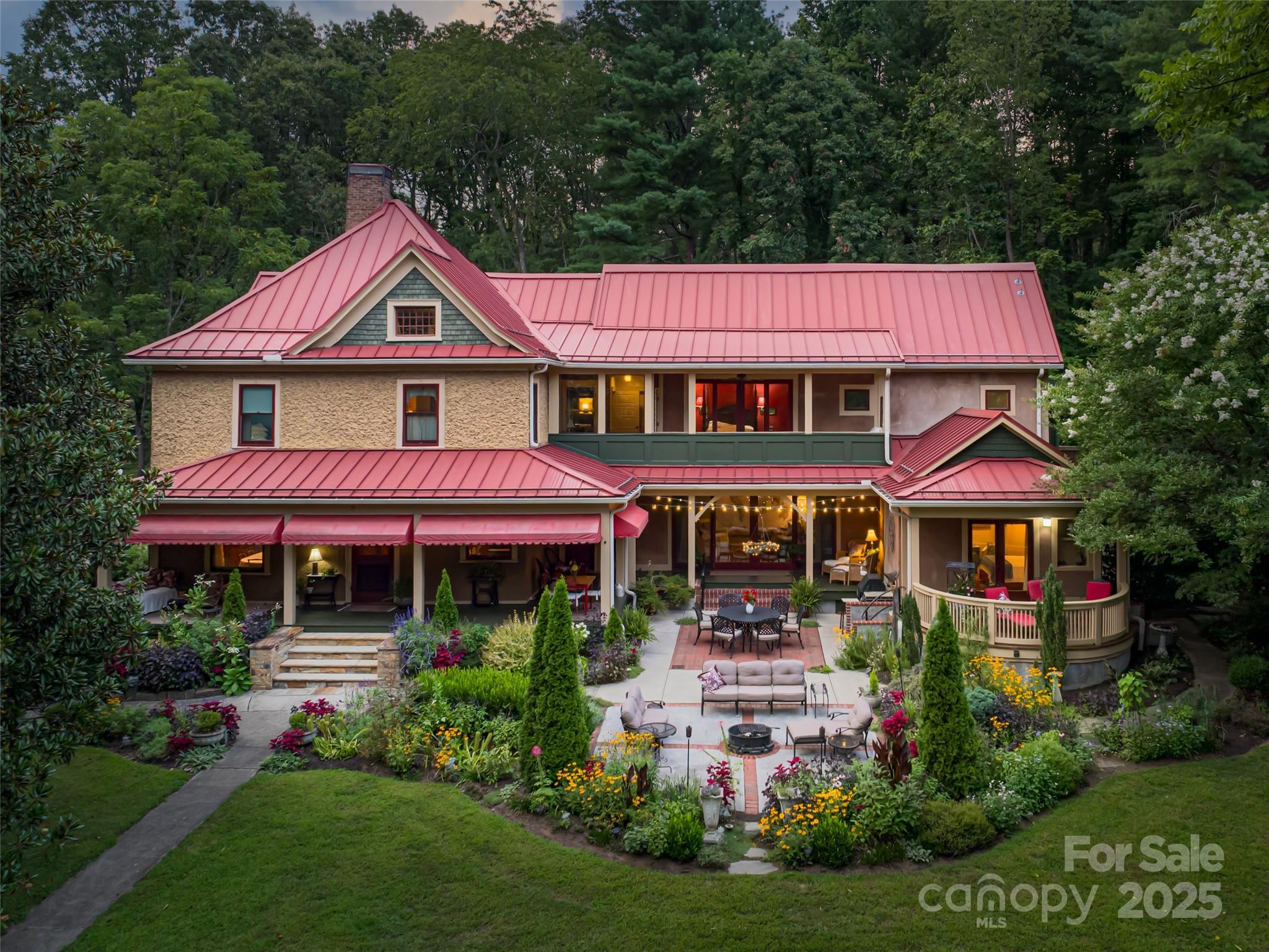 9 W Street Extension Asheville NC 28801