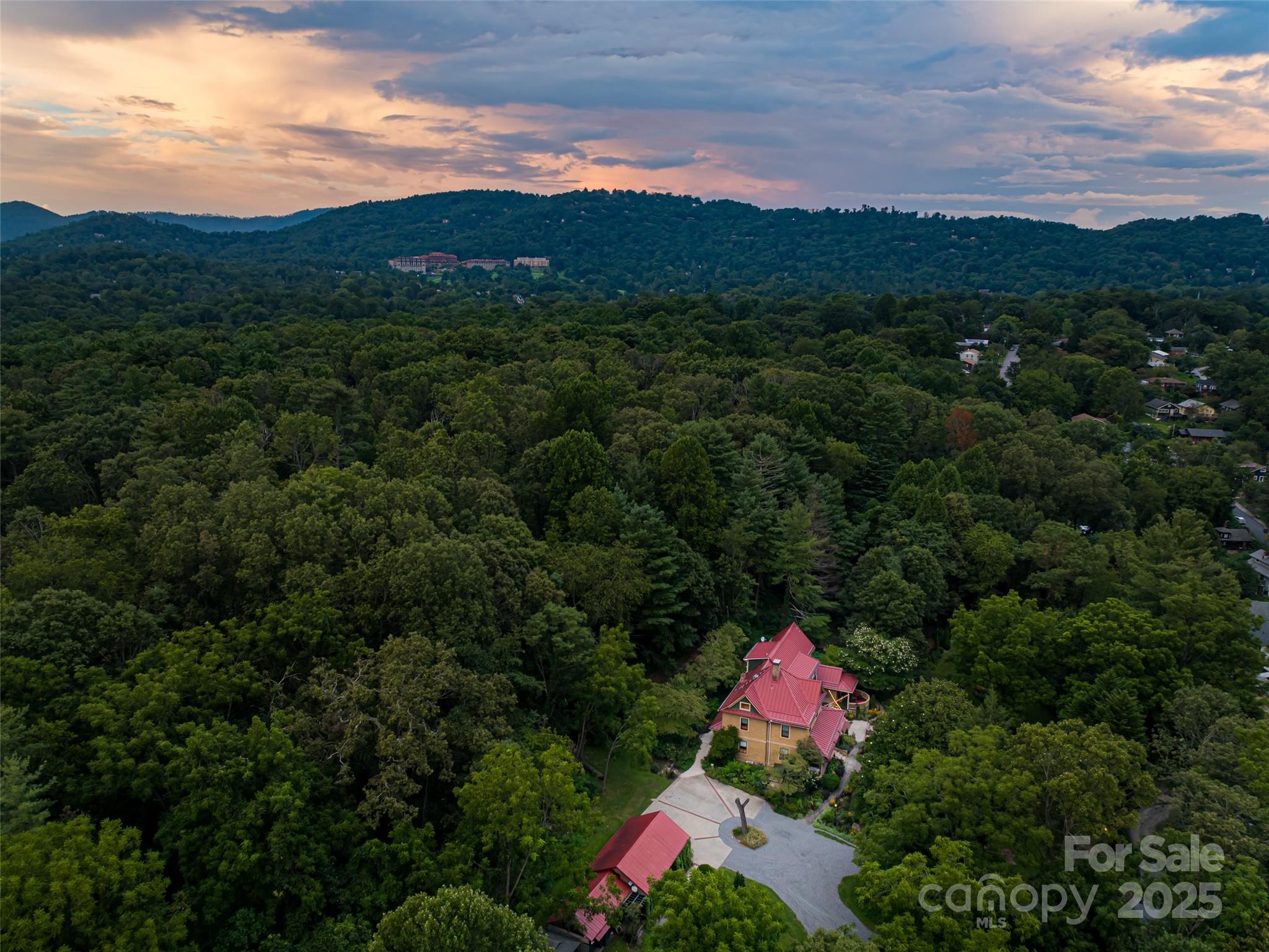 9 W Street Extension Asheville NC 28801