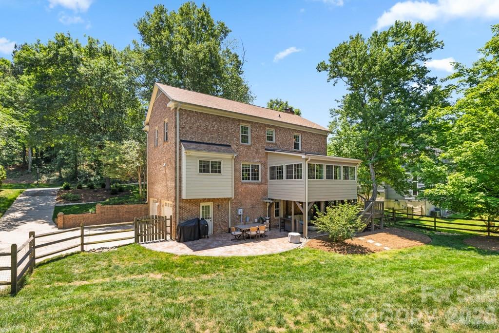 7814 Bradenton Drive Charlotte NC 28210