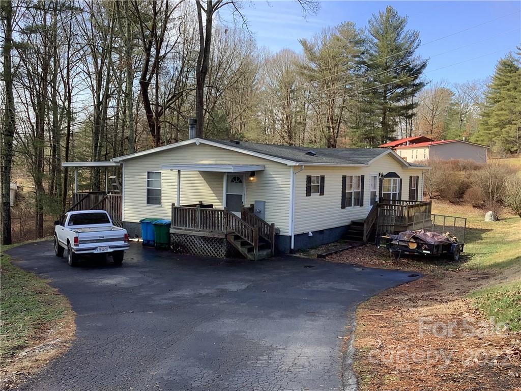 22 Clover Brook Drive Weaverville NC 28787