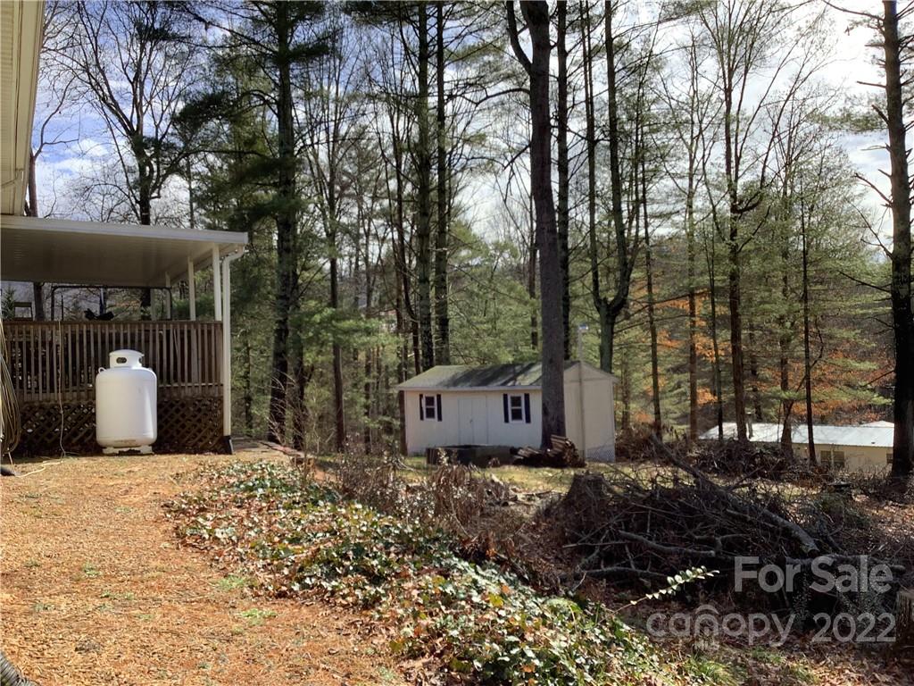 22 Clover Brook Drive Weaverville NC 28787