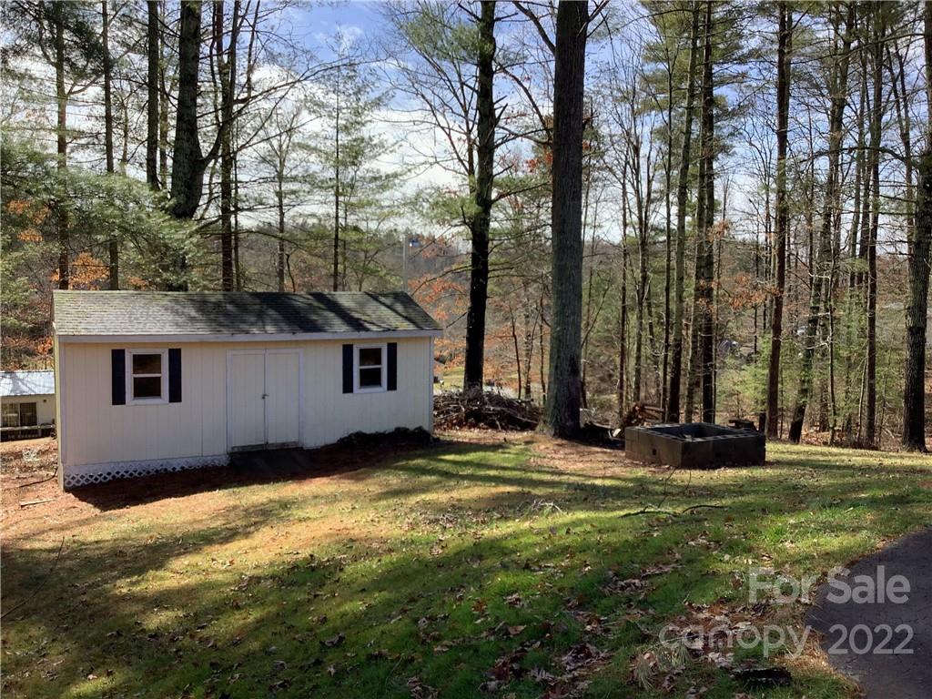 22 Clover Brook Drive Weaverville NC 28787