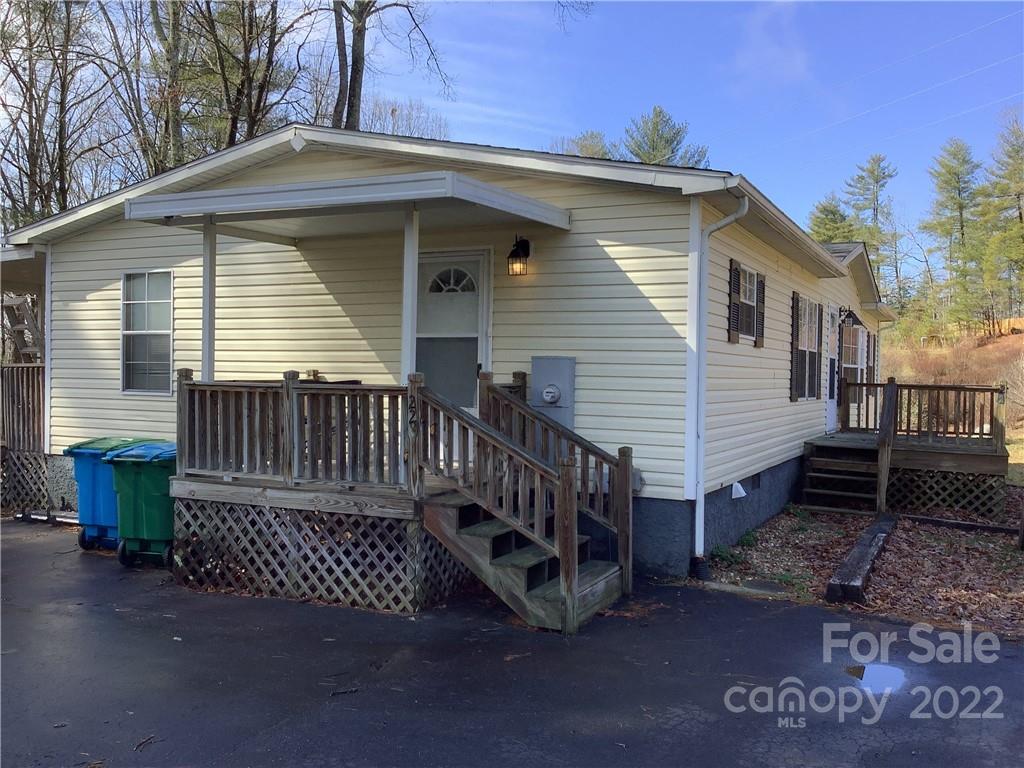 22 Clover Brook Drive Weaverville NC 28787
