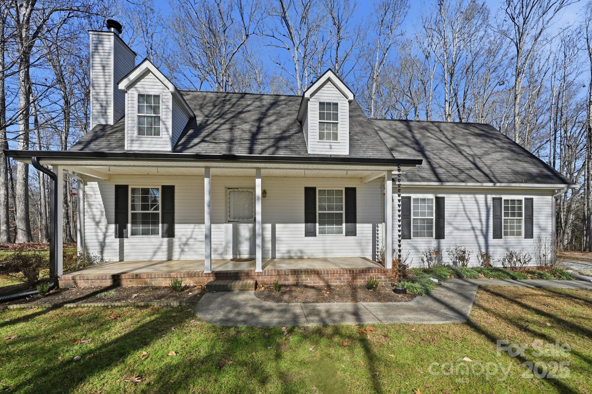 810 Mount Vernon Road Woodleaf NC 27054