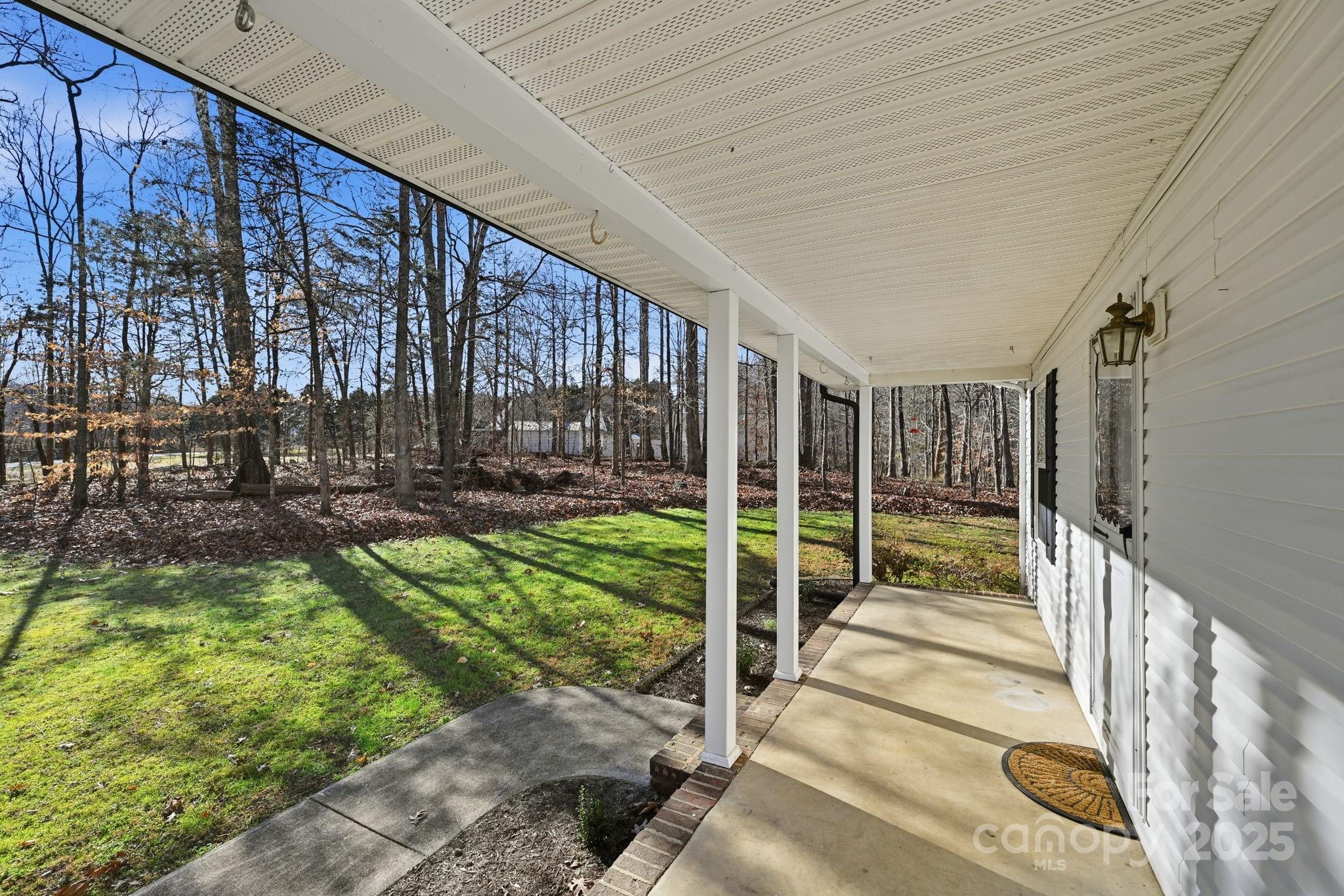 810 Mount Vernon Road Woodleaf NC 27054