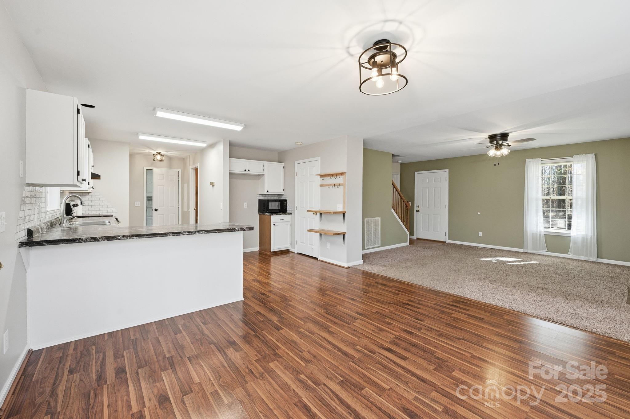 810 Mount Vernon Road Woodleaf NC 27054
