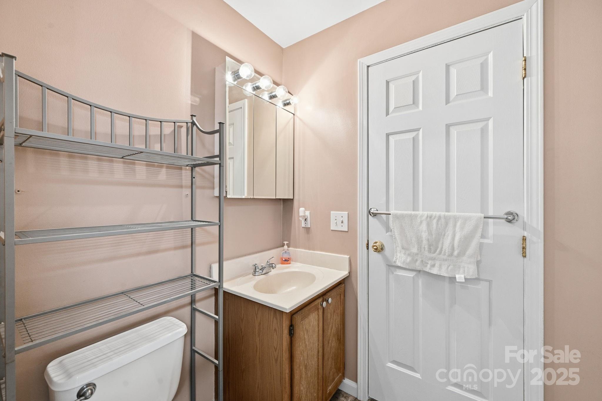 810 Mount Vernon Road Woodleaf NC 27054