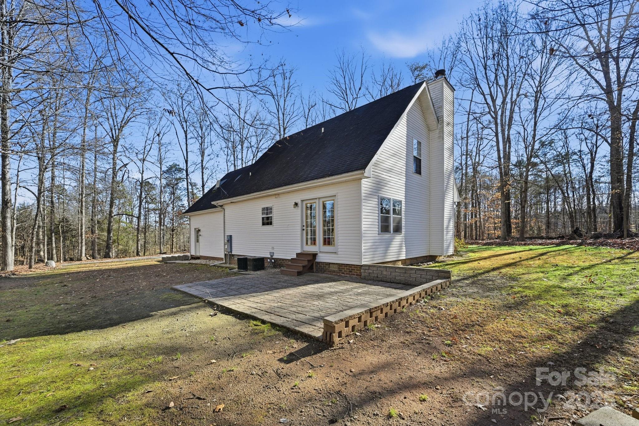 810 Mount Vernon Road Woodleaf NC 27054