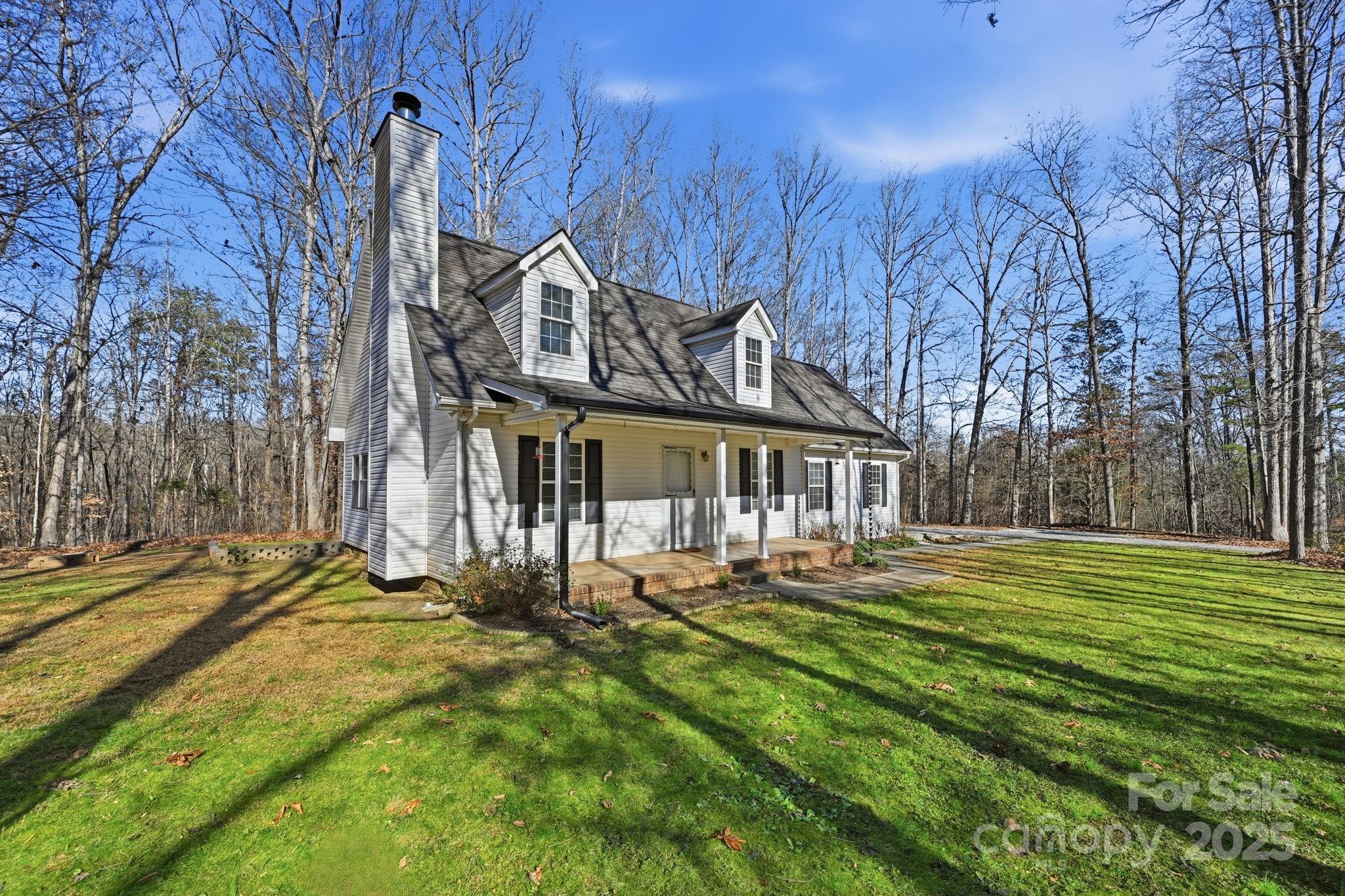 810 Mount Vernon Road Woodleaf NC 27054