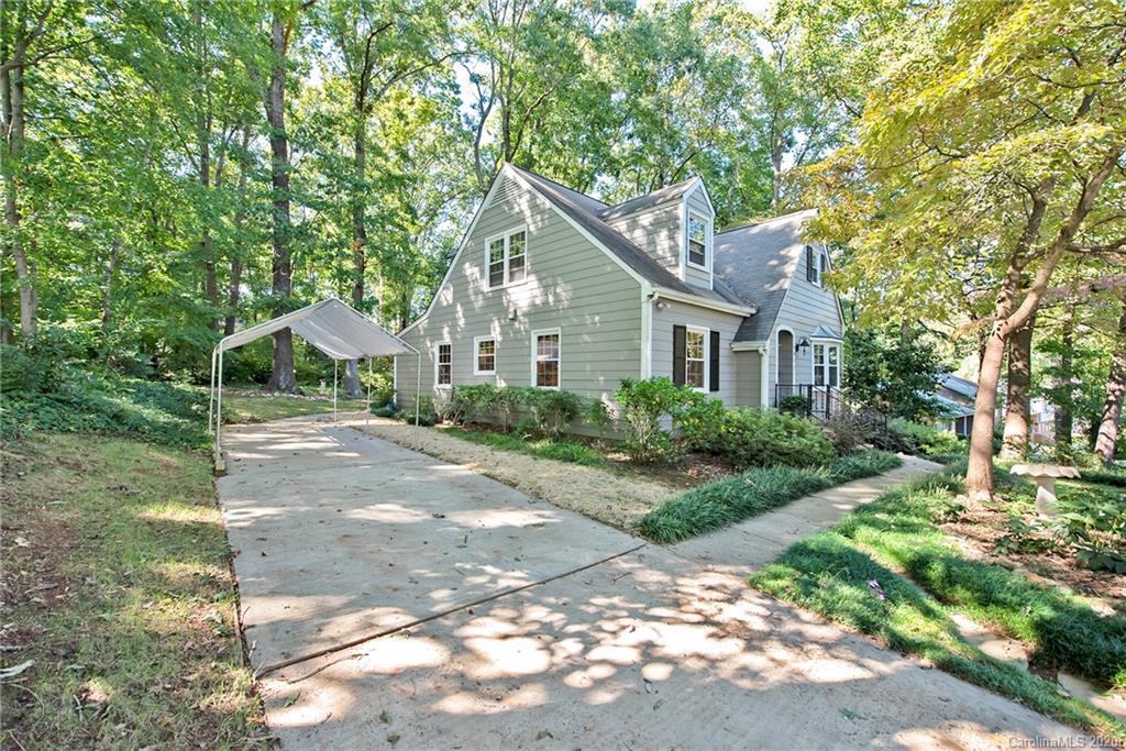 4611 Twin Oaks Place Charlotte NC 28212